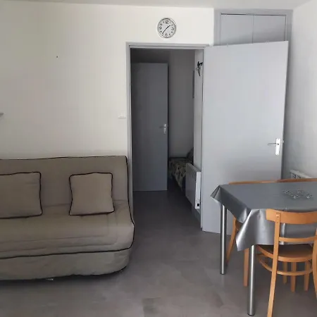 Parking 5 Min De La Feriehus